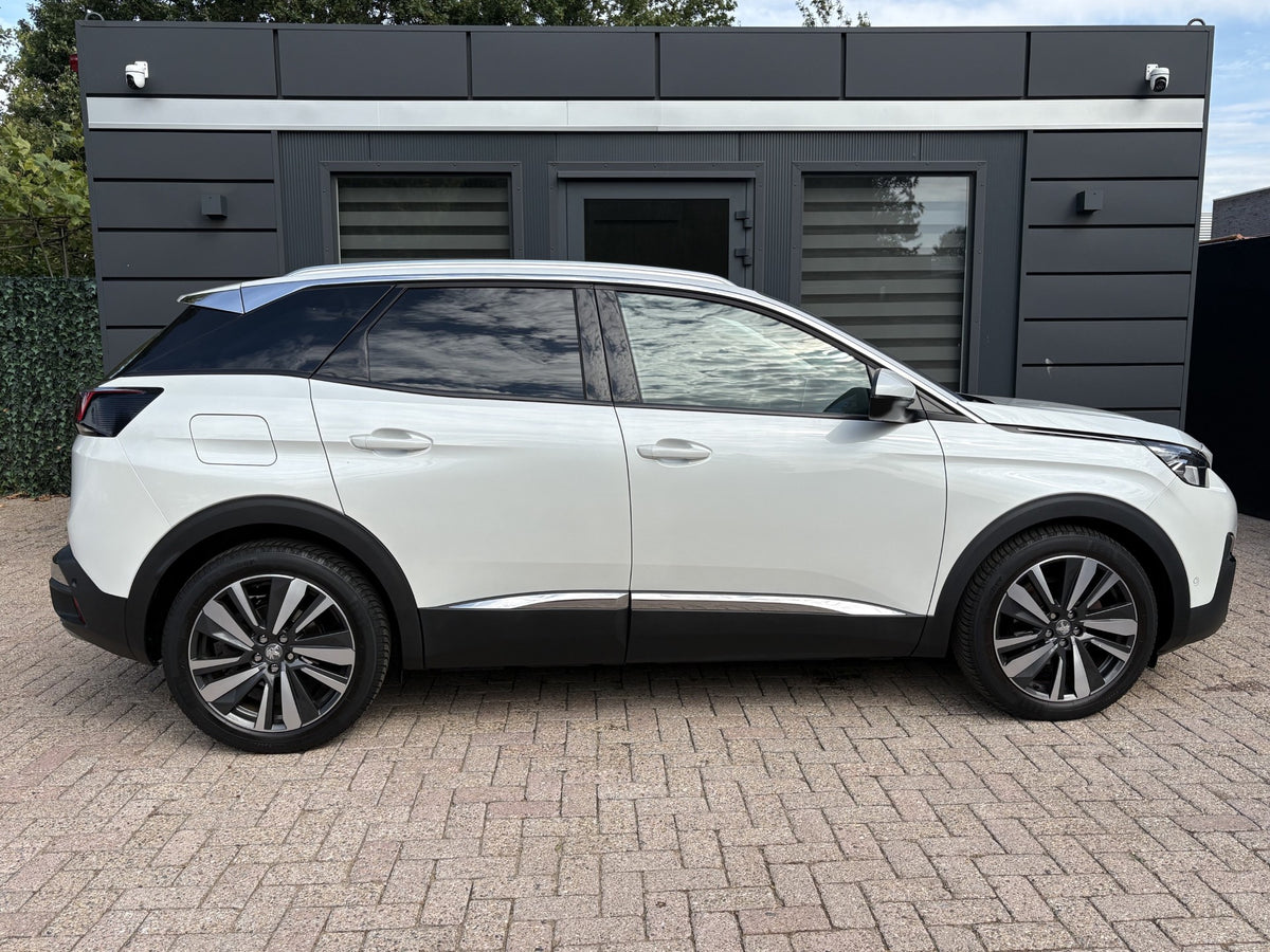 Peugeot 3008 1.2 PureTech Allure | Panoramadak Focal 360° Camera | NAP 2017 | SCHADEVRIJ