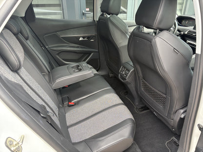 Peugeot 3008 1.2 PureTech Allure | Panoramadak Focal 360° Camera | NAP 2017 | SCHADEVRIJ