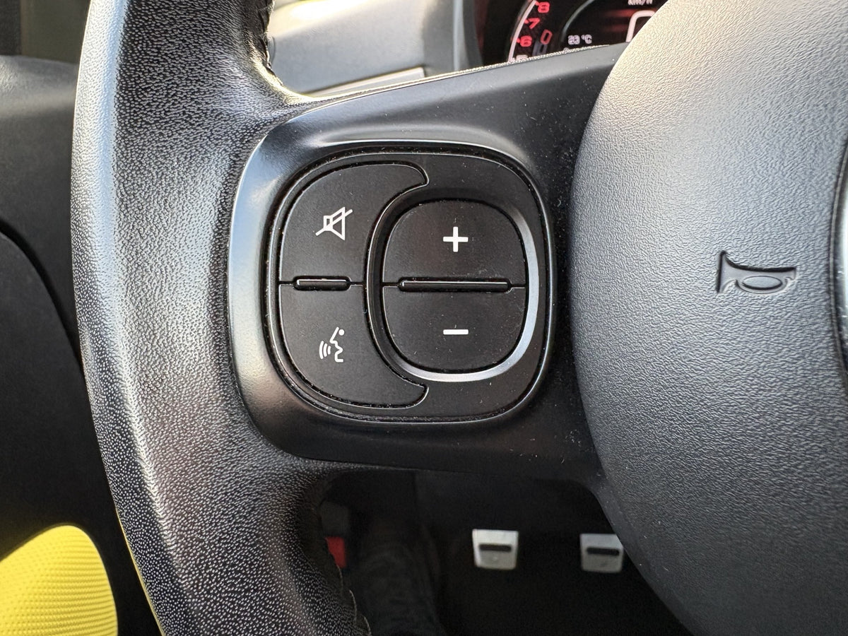 Fiat 500 0.9 TwinAir Turbo Sport 105pk | Matte Lak Beats CarPlay | NAP 2017 | RIJDBARE SCHADE