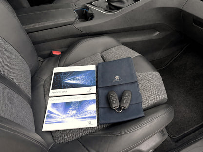 Peugeot 3008 1.2 Allure | Navi Panoramadak Camera | Handgeschakeld | 2017 | Benzine | 145.078 km