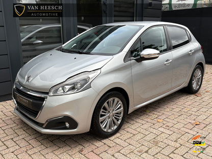 Peugeot 208 1.2 PureTech Style 5 deurs | Navi Lm-velgen Pdc | 2016 | Benzine | 102.724 km | € 5.450,-