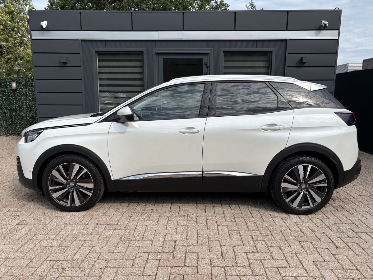 Peugeot 3008 1.2 PureTech Allure | Panoramadak Focal 360° Camera | NAP 2017 | SCHADEVRIJ
