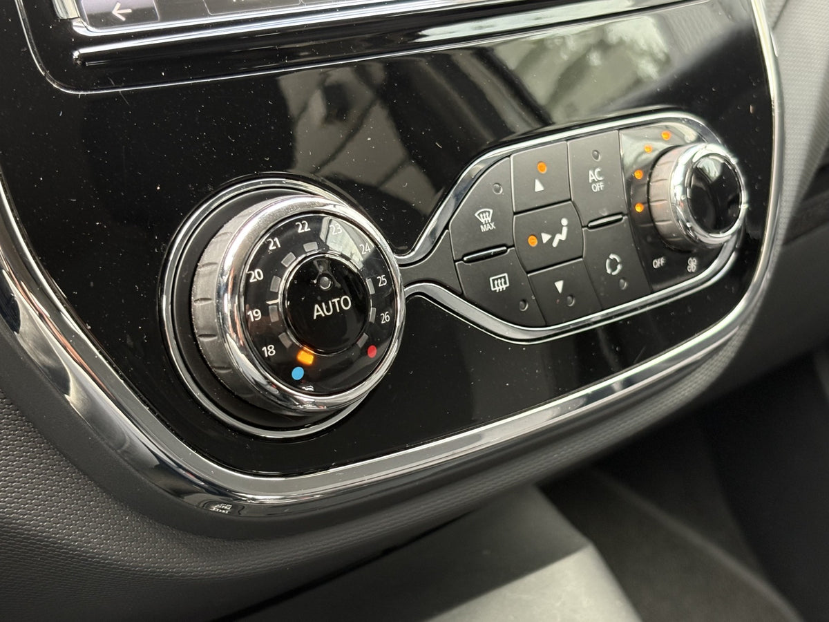 Renault Captur 1.2 TCe Dynamique AUTOMAAT | Camera Navi Trekhaak | NAP 2015 | SCHADEVRIJ