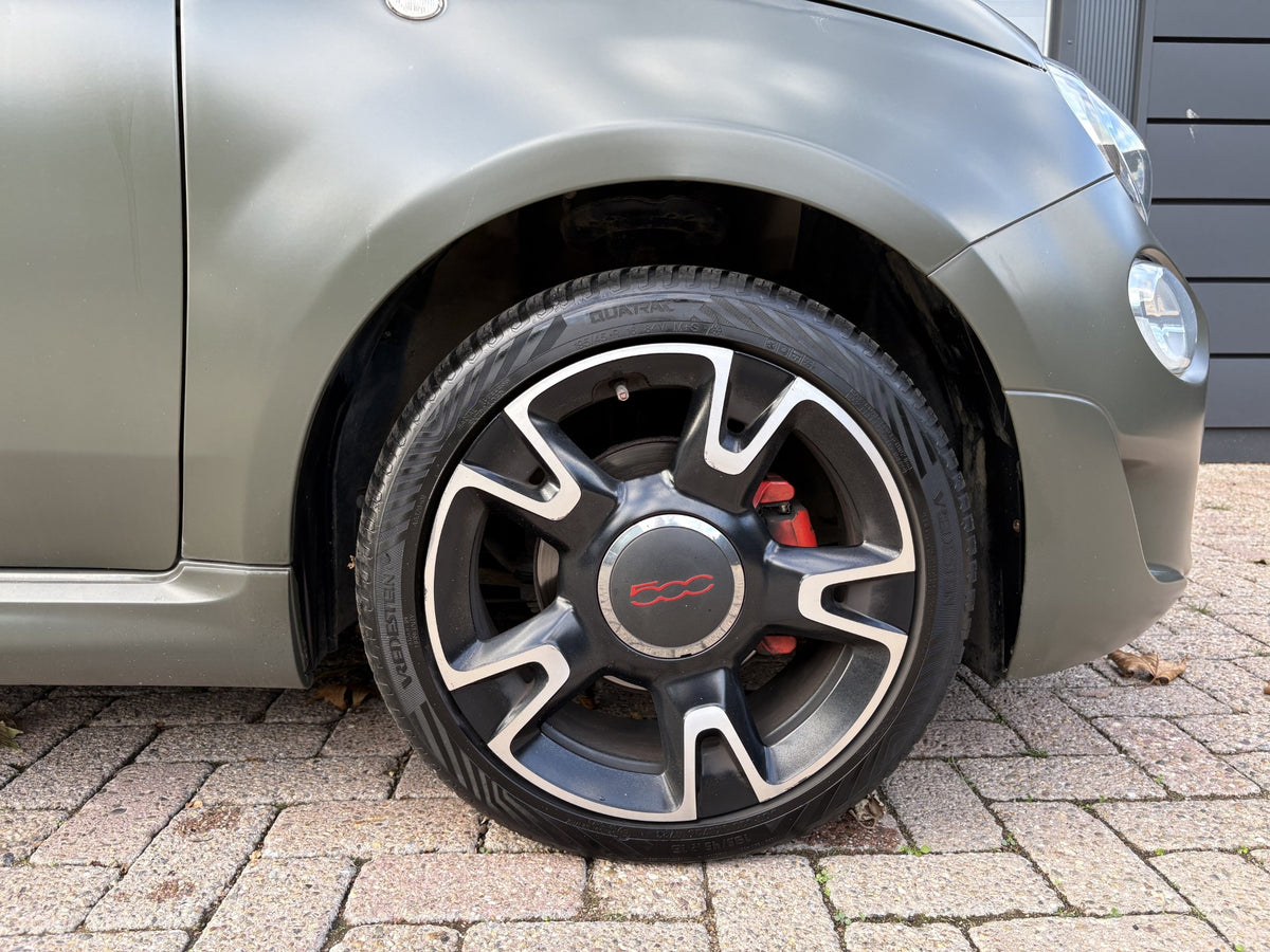 Fiat 500 0.9 TwinAir Turbo Sport 105pk | Matte Lak Beats CarPlay | NAP 2017 | RIJDBARE SCHADE