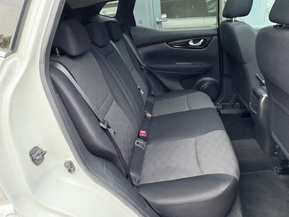 Nissan Qashqai 1.2 Premium Edition | Navi Panoramadak Camera | 2015 | Benzine | 97.814 km | € 9.450,-