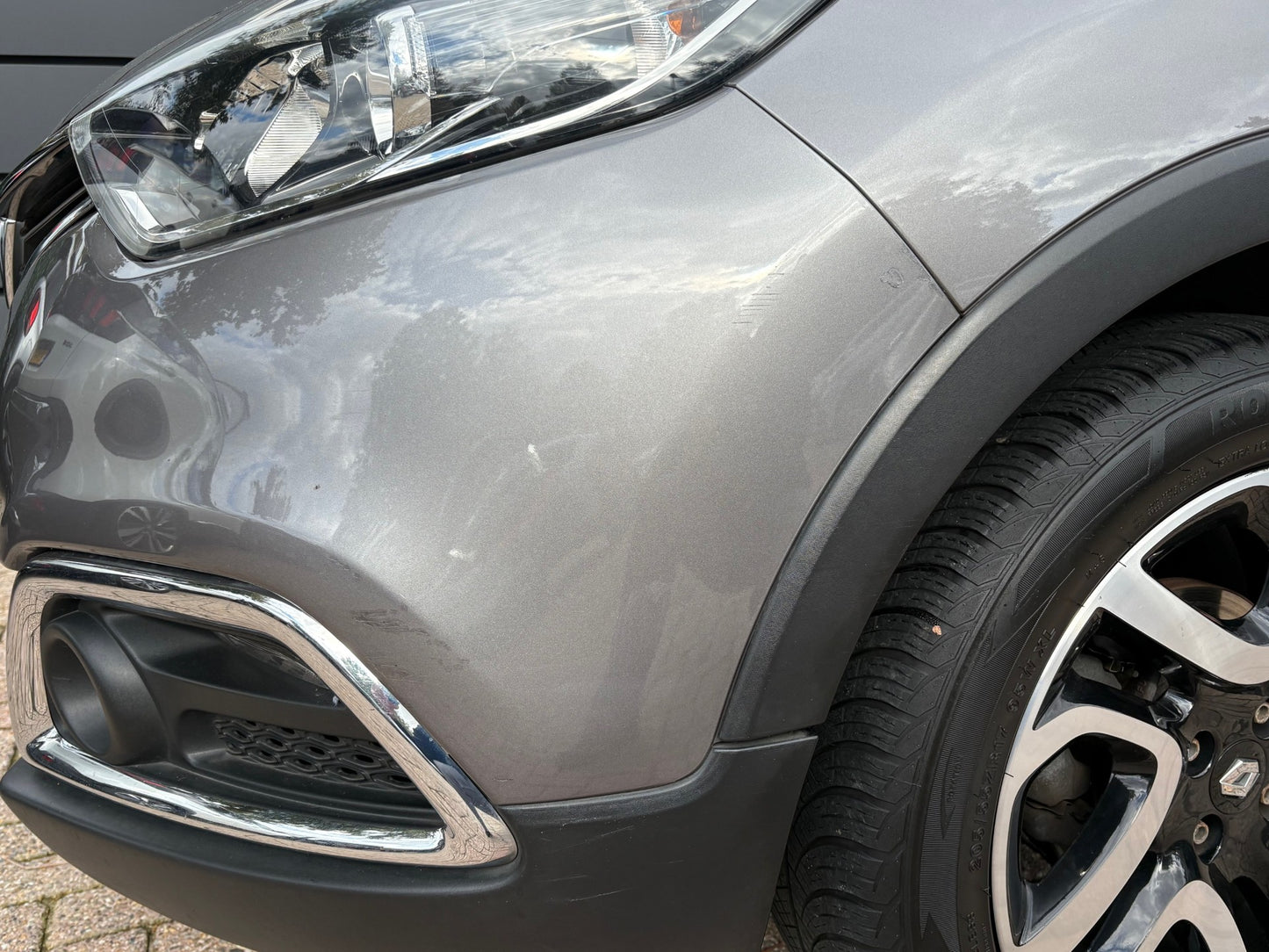 Renault Captur 0.9 TCe Dynamique | Airco Navi Camera | 2015 | Benzine | 125.728 km | € 7.450,-