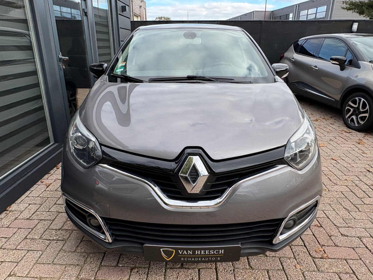 Renault Captur 0.9 TCe Dynamique | Airco Navi Camera | 2015 | Benzine | 125.728 km | € 7.450,-