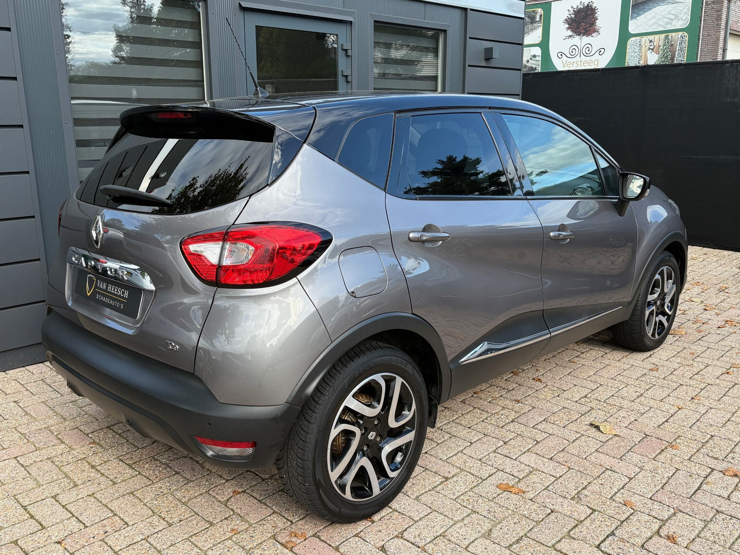 Renault Captur 0.9 TCe Dynamique | Airco Navi Camera | 2015 | Benzine | 125.728 km | € 7.450,-