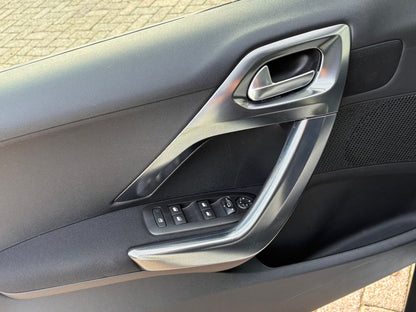 Peugeot 2008 1.2 PureTech Allure | Navi Panoramadak Camera | 2018 | Benzine | 50.430 km | € 8.450,-