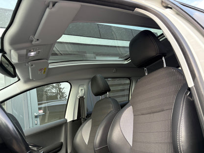 Peugeot 2008 1.2 PureTech Allure | Navi Panoramadak Camera | 2018 | Benzine | 50.430 km | € 8.450,-