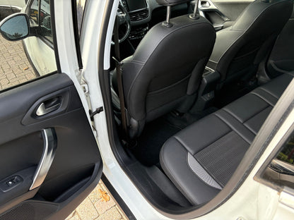 Peugeot 2008 1.2 PureTech Allure | Navi Panoramadak Camera | 2018 | Benzine | 50.430 km | € 8.450,-