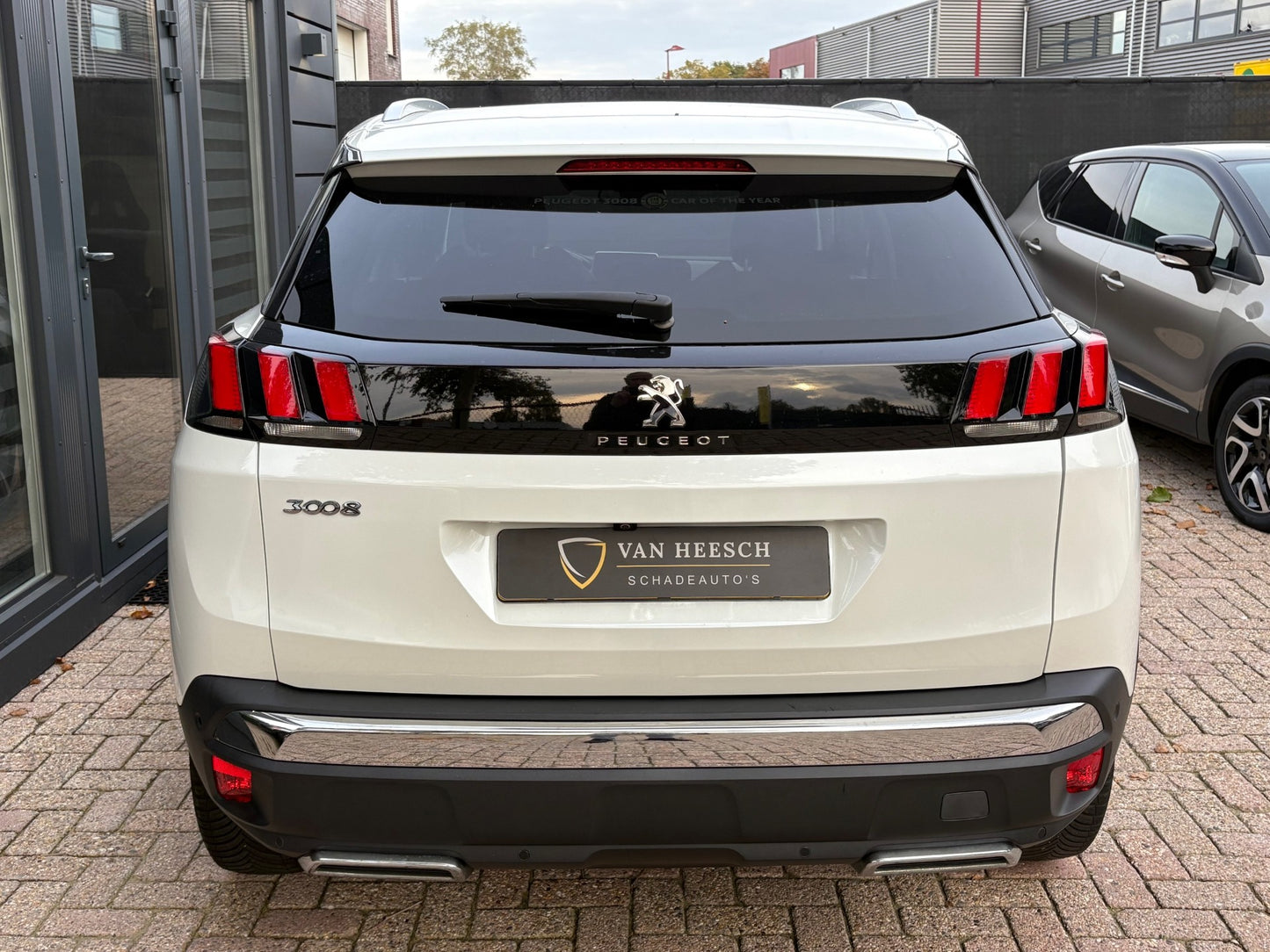 Peugeot 3008 1.2 PureTech Première | Navi Panoramadak Camera | 2017 | Benzine | 142.078 km | € 17.950,-