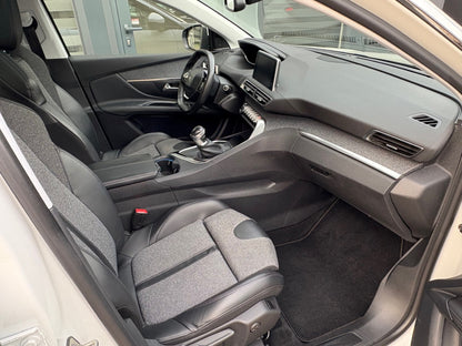 Peugeot 3008 1.2 PureTech Première | Navi Panoramadak Camera | 2017 | Benzine | 142.078 km | € 17.950,-