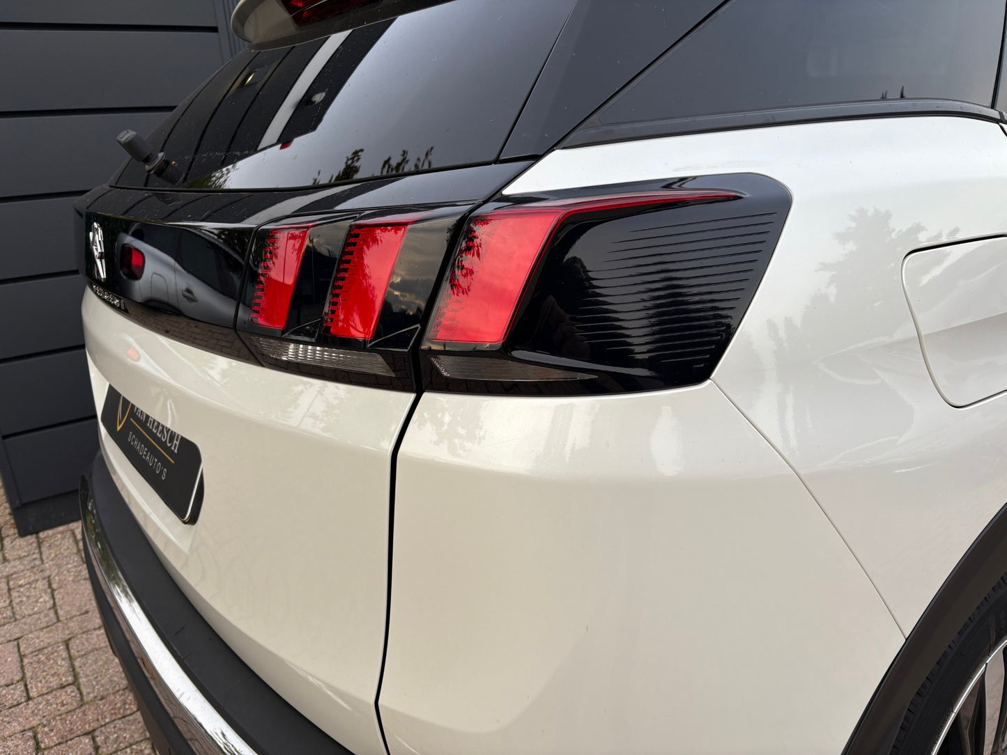 Peugeot 3008 1.2 PureTech Première | Navi Panoramadak Camera | 2017 | Benzine | 142.078 km | € 17.950,-