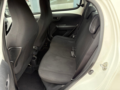 Peugeot 108 1.0 e-VTi Active 5 deurs | Airco LED Mistlampen | 2019 | Benzine | 126.061 km | € 5.450,-