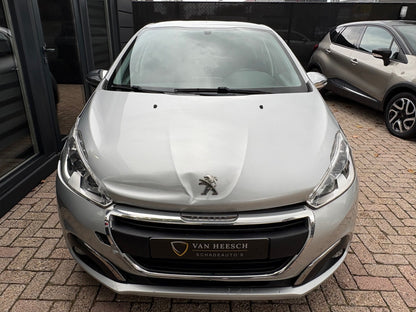 Peugeot 208 1.2 PureTech Style 5 deurs | Navi Lm-velgen Pdc | 2016 | Benzine | 102.724 km | € 5.450,-