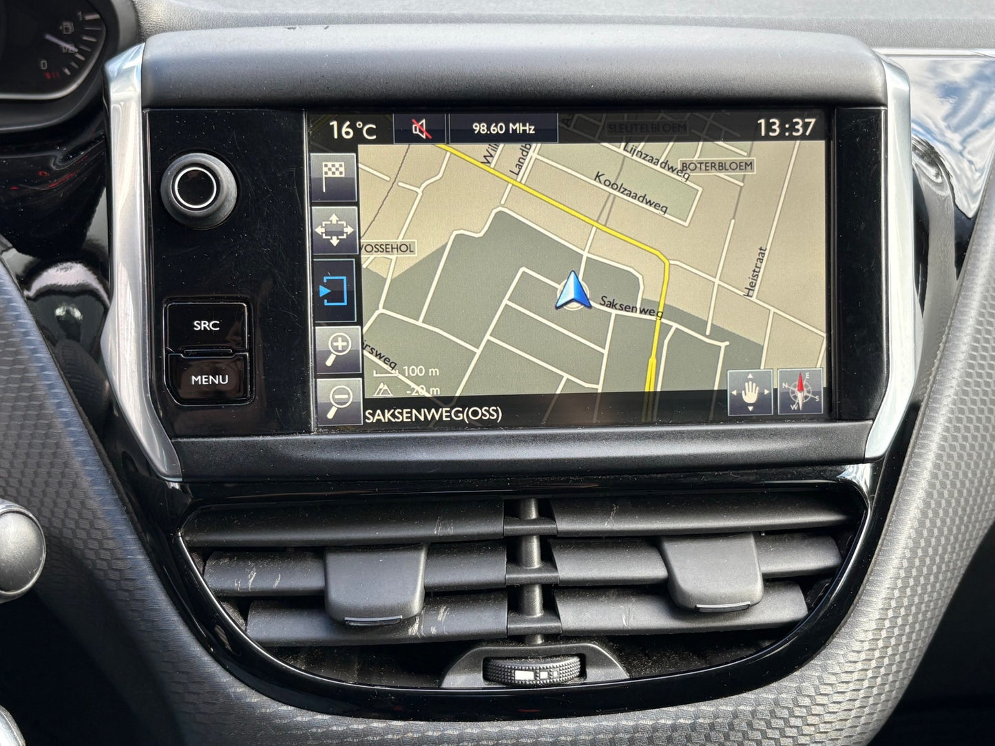 Peugeot 208 1.2 PureTech Style 5 deurs | Navi Lm-velgen Pdc | 2016 | Benzine | 102.724 km | € 5.450,-