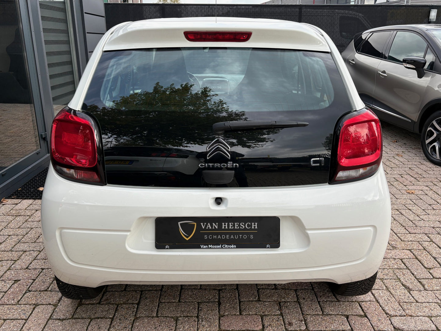 Citroen C1 1.0 VTi Shine 5 deurs | Airco Navi Camera | 2019 | Benzine | 99.927 km | € 6.750,-