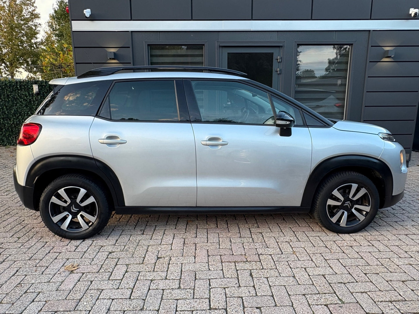 Citroen C3 Aircross 1.2 PureTech Shine | Navi Panoramadak Pdc | 2019 | Benzine | 90.759 km | € 9.450,-