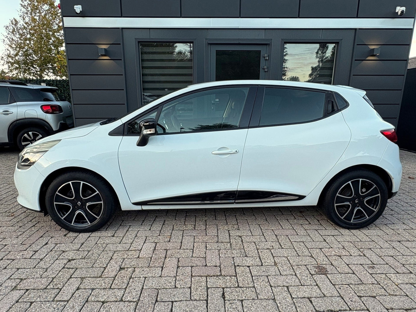 Renault Clio 0.9 TCe Night & Day | Navi Pdc Lm-velgen | 2013 | Benzine | 86.428 km | € 7.950,-