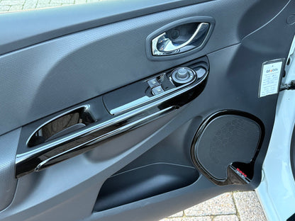 Renault Clio 0.9 TCe Night & Day | Navi Pdc Lm-velgen | 2013 | Benzine | 86.428 km | € 7.950,-