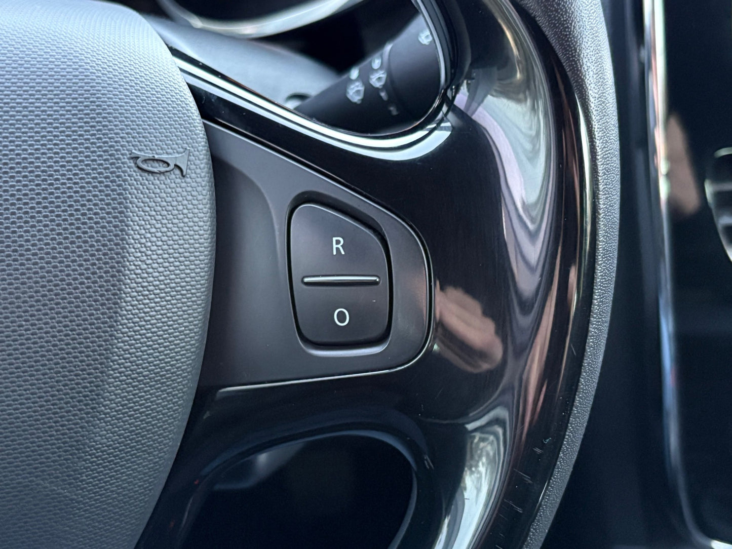 Renault Clio 0.9 TCe Night & Day | Navi Pdc Lm-velgen | 2013 | Benzine | 86.428 km | € 7.950,-