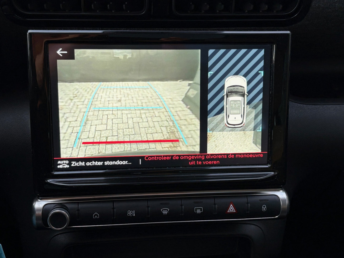 Citroen C3 Aircross 1.2 PureTech Shine | Automaat Panoramadak | 2022 | Benzine | 105.856 km | € 13.950,-